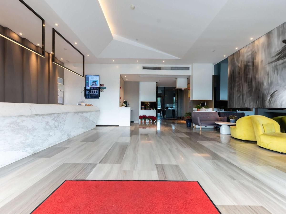 Ibis Styles Suzhou Nanmen Metro Station Hotel Zewnętrze zdjęcie