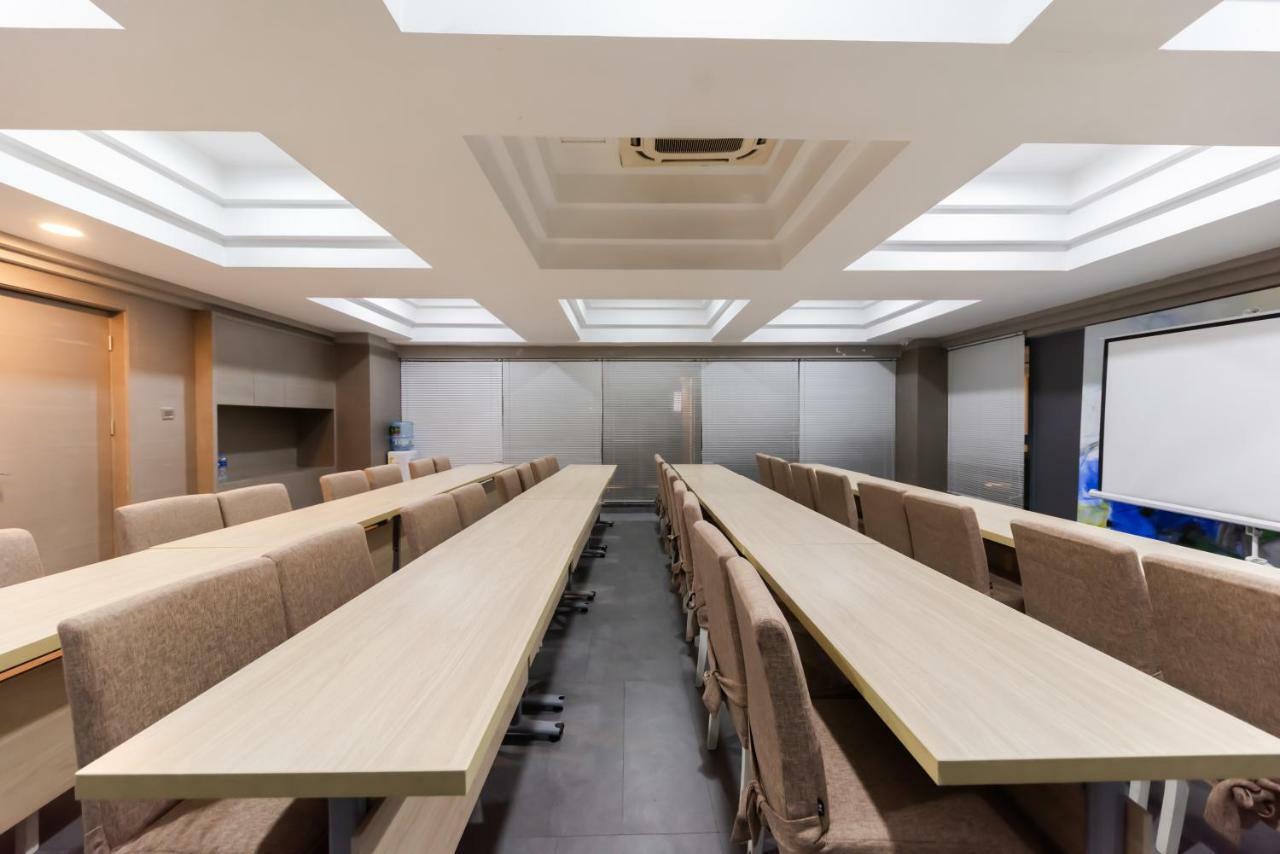 Ibis Styles Suzhou Nanmen Metro Station Hotel Zewnętrze zdjęcie