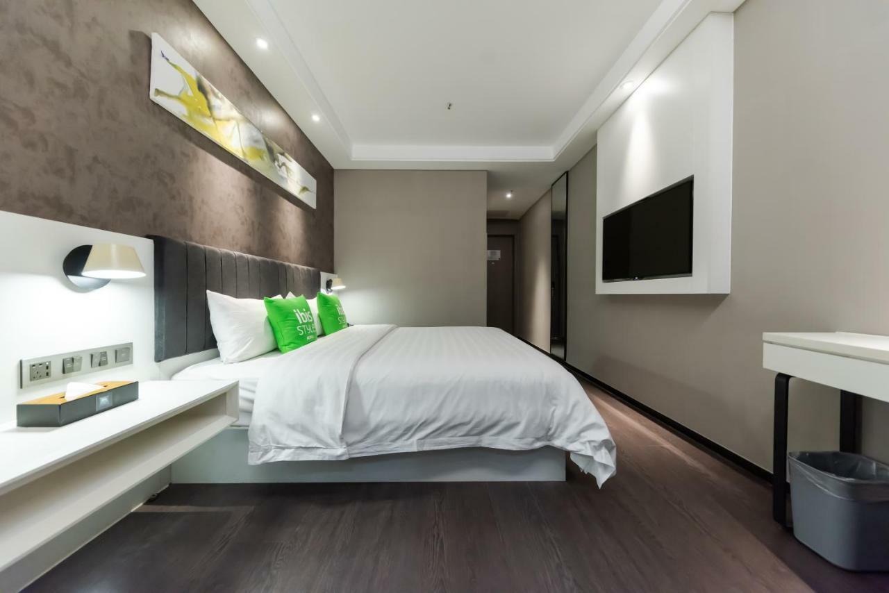 Ibis Styles Suzhou Nanmen Metro Station Hotel Zewnętrze zdjęcie