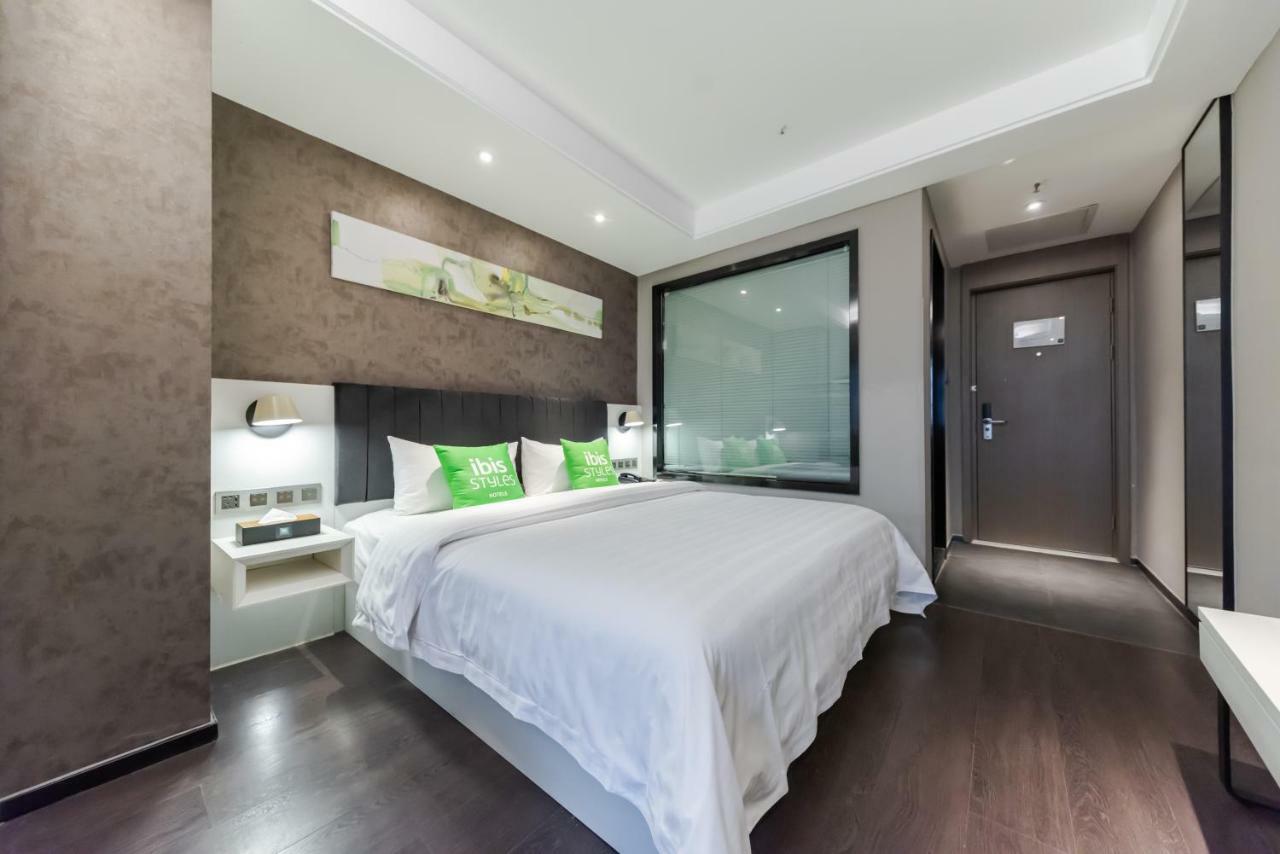 Ibis Styles Suzhou Nanmen Metro Station Hotel Zewnętrze zdjęcie